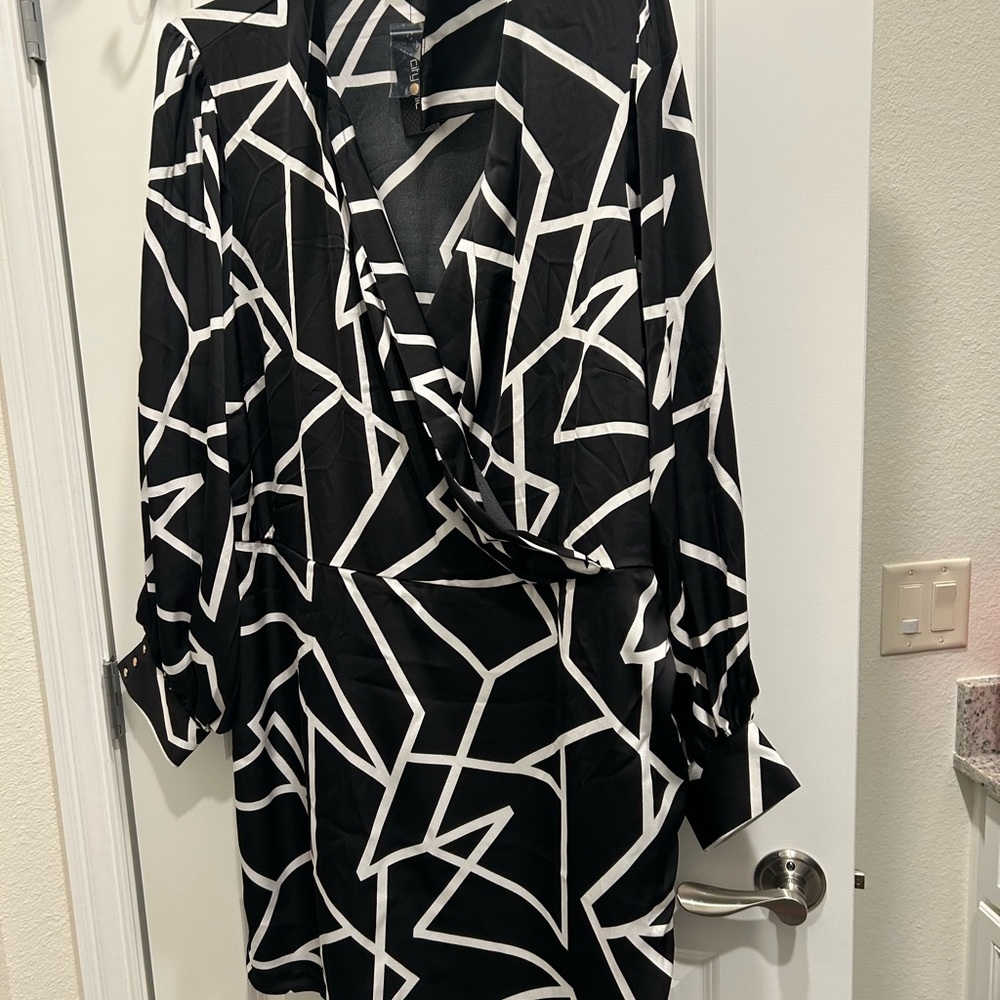 Black and White Geometric Dress